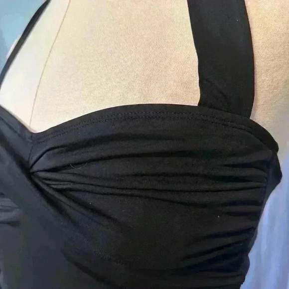 JANTZEN Swimsuit 1 Piece Ruffled Overlay. Removable Strap Black Size 8 - Picture 4 of 11